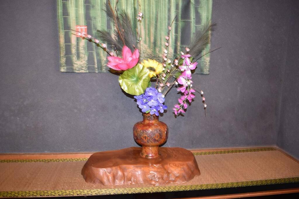 Only For One Group Cheaper For 6Th & 7Th Guest 市街地中心部 一棟貸しの宿 Guest House Don'S Home Takayama  Zewnętrze zdjęcie